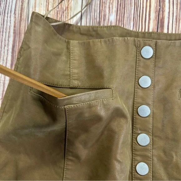 Free People  Faux Leather Skirt  Brown Button-Front Size 6 - Picture 10 of 13